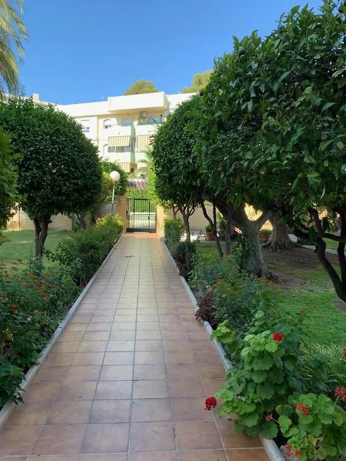Estudio Moderno Con Jardin Privado Torremolinos