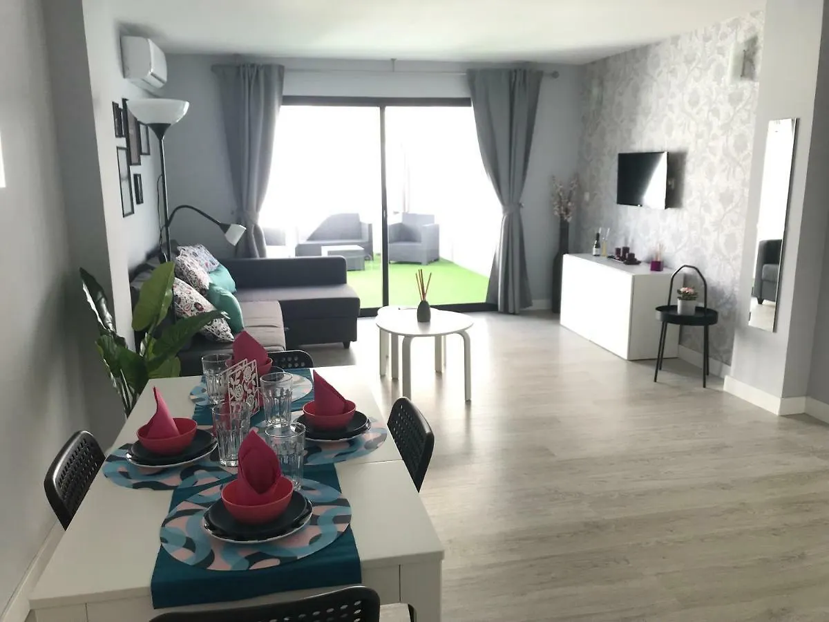 Estudio Moderno Con Jardin Privado Torremolinos Spain