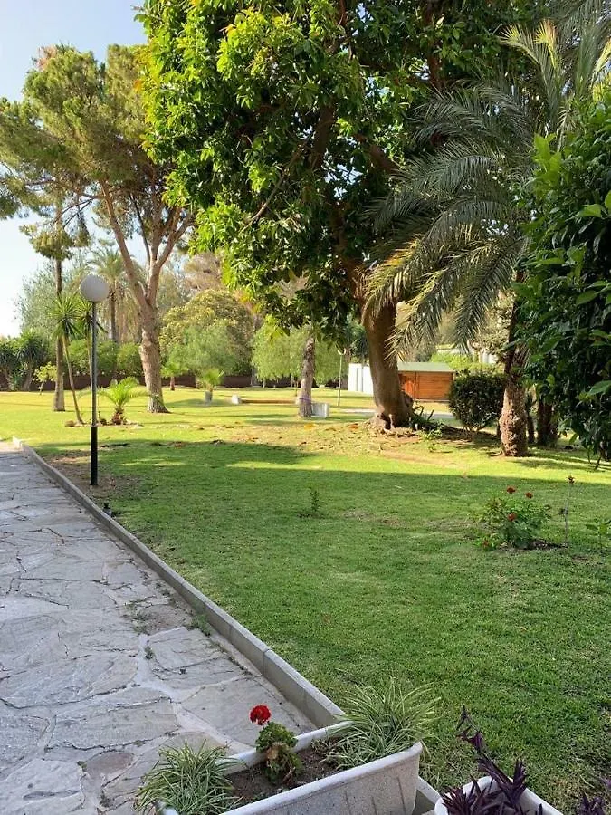 Estudio Moderno Con Jardin Privado Lägenhet Torremolinos Spanien